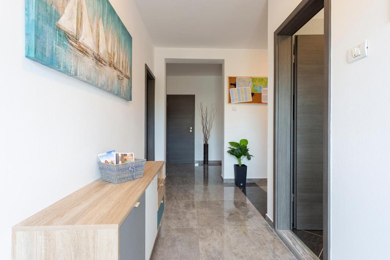 Apartmani Karoca 3 Пула Екстер'єр фото