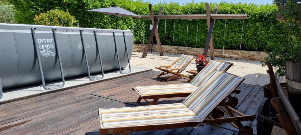 Apartmani Karoca 3 Пула Екстер'єр фото